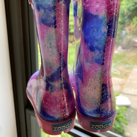 ☔️ Toddler Rain Boots Sz 8 🤩 - Picture 3 of 6